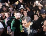 Paterno Addresses Fans