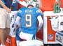 Chargers' Novak Relieves Himself on Sideline