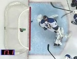 Blues' Halak Makes Fantastic Save i