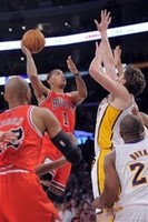 Derrick Rose Hits Game-Winner vs. L