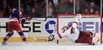 Coyotes Goalie Makes Sprawling Save