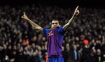 Barca's Alves Hammers Home Fantasti