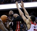 Wade Scores on 360 Shot