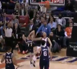 Steve Nash Throws Up Circus Layup