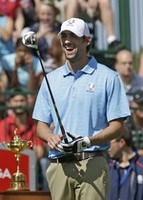 Michael Phelps Sinks Insanely Long 