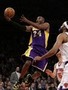 Kobe's 30 Helps Lakers Break Four-Game Skid
