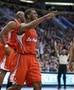 Clippers Best Phoenix, Win 13th in a Row