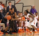 Seminoles Beat Clemson at Buzzer