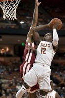Texas' Kabongo Hits Crazy Buzzer-Be