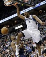 Derrick Williams Throws Down
