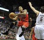 Rose Keys Rally, Bulls Beat Bucks