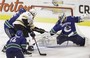 Canucks Shut Out Bruins to Take 3-2 Lead